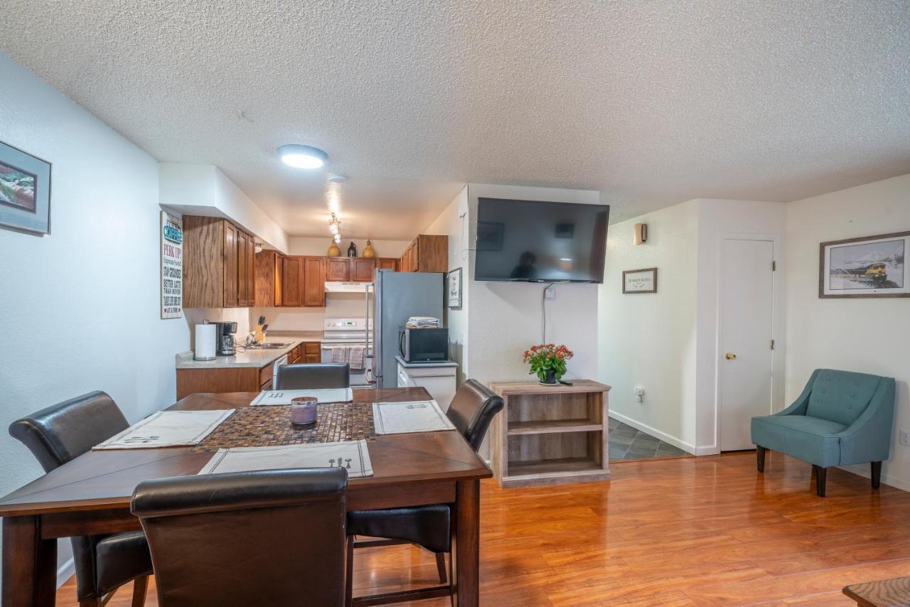 Polar Bear Den Apartment Anchorage Ngoại thất bức ảnh